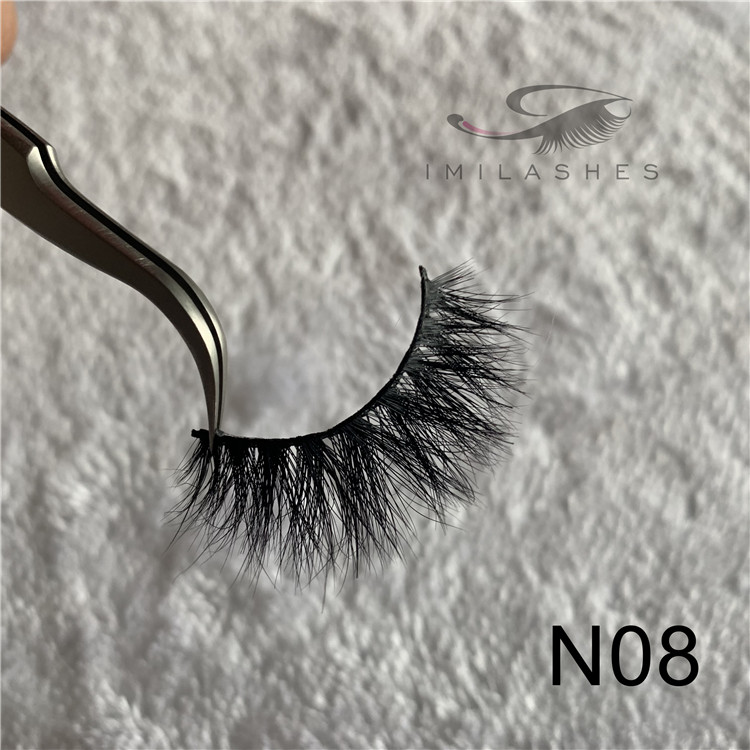 wholesale natural eyelashes.jpg